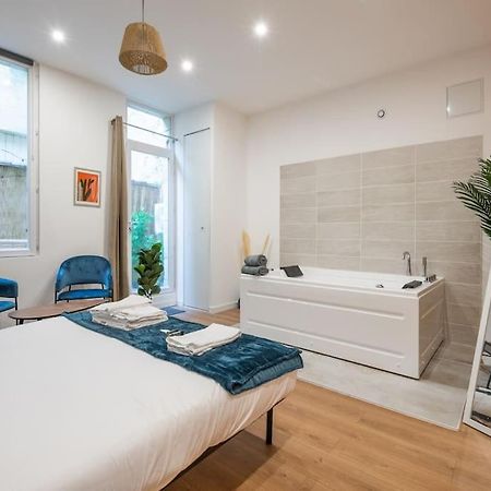 Charmant Cocon Avec Jacuzzi - Bordeaux Centre Zewnętrze zdjęcie